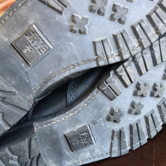 FRYE OXFORD WINGTIP STITCHED DRESS BOOTS SIZE 13 - Picture 5 of 11